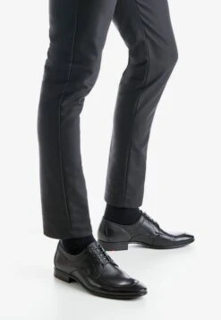 Lloyd Chaussures Classiques Professionnelles Chaussure à Lacets ORIOLA Homme Blanc -Lloyd 066a58c98edca11320b776cec6d98751