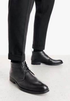 Lloyd Chaussures Classiques Professionnelles Chaussure à Lacets HERAS Homme Noir -Lloyd 40dd30a93707e888b0ebefd27a1571b6