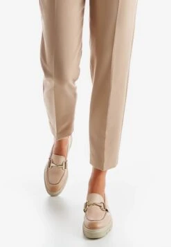 Lloyd Slippers Chaussure Basse Femme Sable 9 Lloyd Slippers Chaussure Basse Femme Sable -Lloyd 479250f9027dc5b70e6547b655e0b910