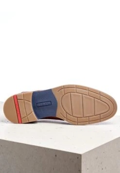 Lloyd Chaussures à Lacets Détente Chaussure à Lacets KAZAN Homme Marron -Lloyd 714e0a18e9d96b7f37c23b58ddc40196