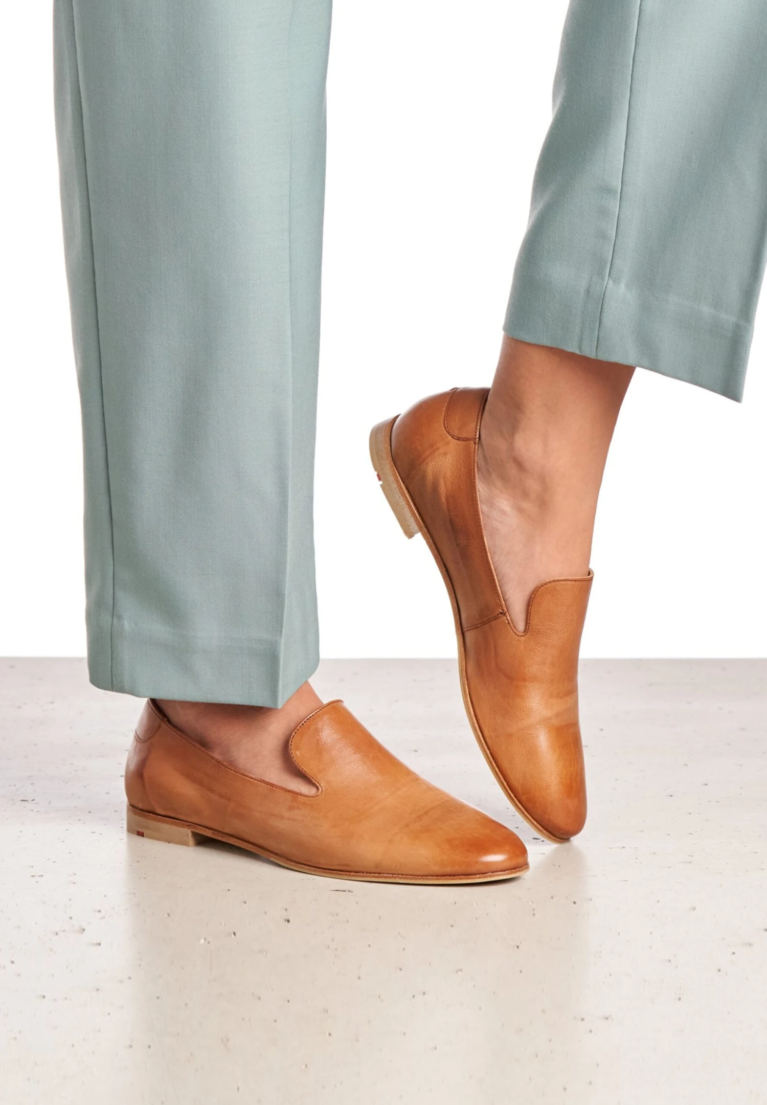 Lloyd Slippers Chaussure Basse Femme Marron / Noisette 7 Lloyd Slippers Chaussure Basse Femme Marron / Noisette – Image 7