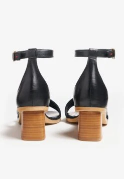 Lloyd Chaussures Sandales Femme Noir -Lloyd 7dcda444d0e8605de9d6b9abf626ca8b