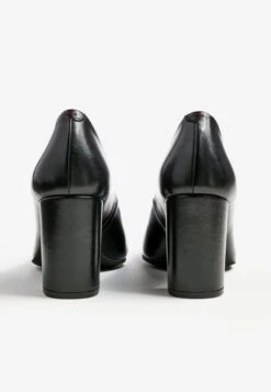 Lloyd Escarpins Et Talons Hauts Escarpins Femme Noir 9 Lloyd Escarpins Et Talons Hauts Escarpins Femme Noir -Lloyd b2f62aa7537ff250cc3ba30c24545ffc