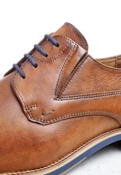 Lloyd Chaussures à Lacets Détente Chaussure à Lacets KAZAN Homme Marron -Lloyd c500ee9a57824d5fce653827379ec9d4