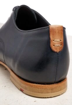 Lloyd Chaussures à Lacets Chaussure à Lacets Femme Bleu Marine 13 Lloyd Chaussures à Lacets Chaussure à Lacets Femme Bleu Marine -Lloyd d47fe168d00f430bbfe9da7bf93c50d4