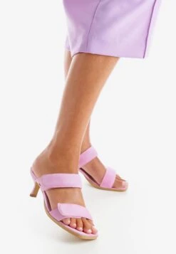 Lloyd Chaussures Sandales Femme Violet / Lilas / Violet Clair 9 Lloyd Chaussures Sandales Femme Violet / Lilas / Violet Clair -Lloyd dc9d1688048f5c59de5e22bd1bd23d06